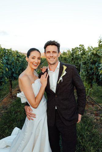 real-wedding-hannah-nick-mayfield-vineyard